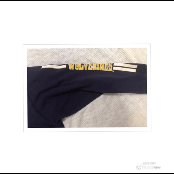 NCAA MICHIGAN WOLVERINES YOUTH SHIRT MEDIUM COTTON U OF M GO BLUE LONG SLEEVE T - Picture 5 of 10